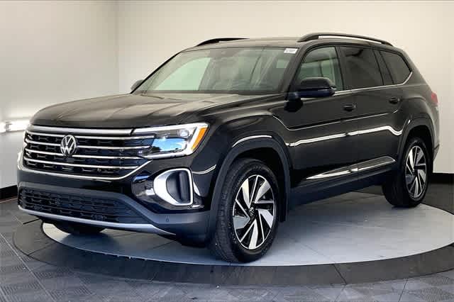 new 2025 Volkswagen Atlas car, priced at $48,697