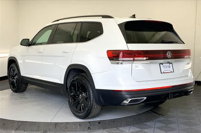 new 2024 Volkswagen Atlas car, priced at $43,570