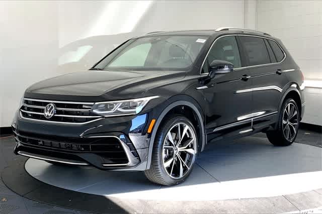 new 2024 Volkswagen Tiguan car, priced at $41,411