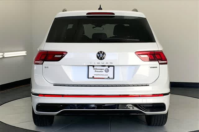 new 2024 Volkswagen Tiguan car, priced at $38,721