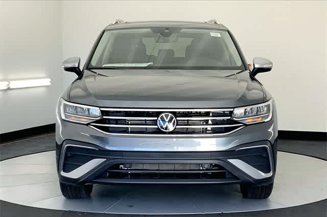 new 2024 Volkswagen Tiguan car, priced at $36,051