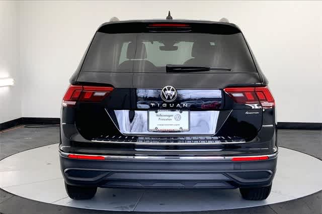 new 2024 Volkswagen Tiguan car, priced at $33,024