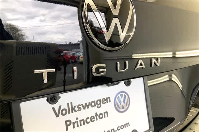 new 2024 Volkswagen Tiguan car, priced at $33,024
