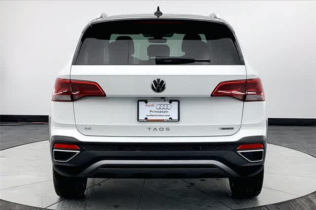 new 2024 Volkswagen Taos car, priced at $34,873