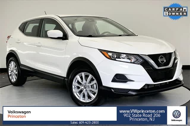 used 2021 Nissan Rogue Sport car, priced at $17,991