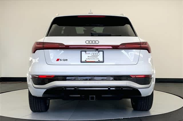 new 2024 Audi SQ8 e-tron car, priced at $95,380