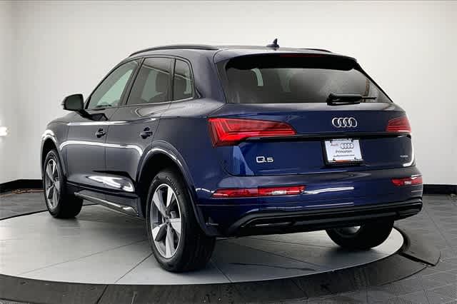 new 2025 Audi Q5 car, priced at $50,265