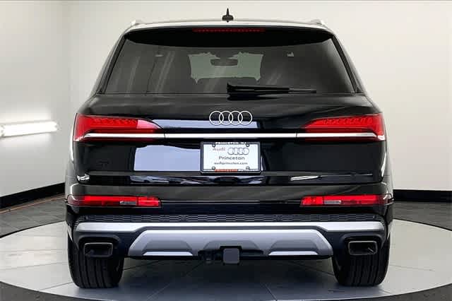 new 2025 Audi Q7 car, priced at $66,500