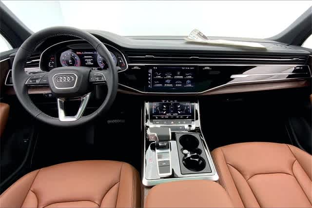 new 2025 Audi Q7 car, priced at $65,585