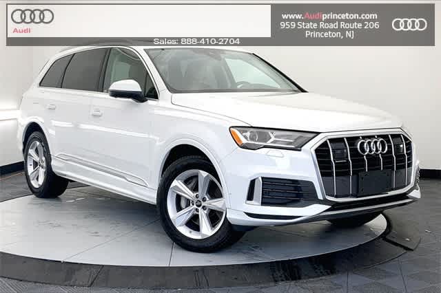 used 2024 Audi Q7 car, priced at $54,991