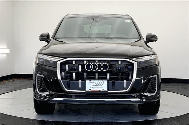 new 2025 Audi Q7 car, priced at $65,730