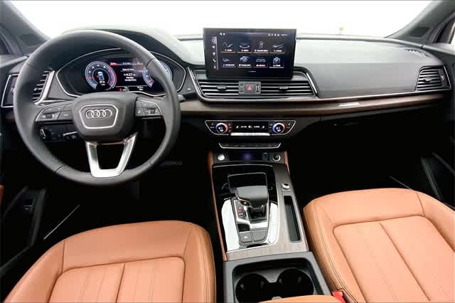 new 2025 Audi Q5 car, priced at $54,080