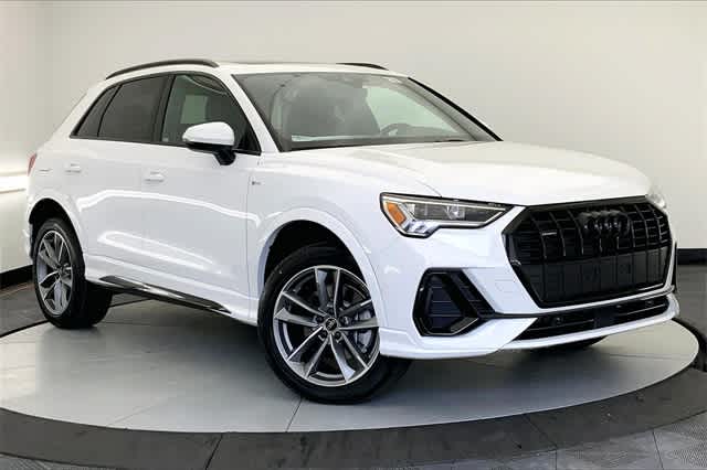 new 2025 Audi Q3 car, priced at $45,515