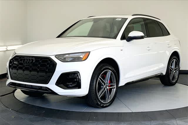 new 2025 Audi Q5 car, priced at $67,955