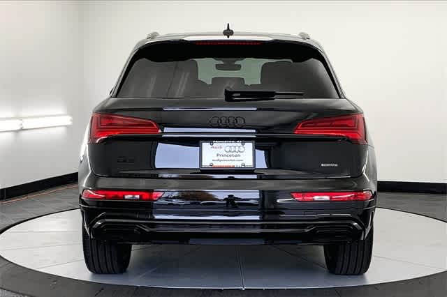 new 2025 Audi Q5 car, priced at $60,330