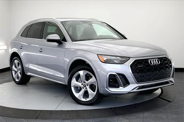 new 2024 Audi Q5 car, priced at $58,910