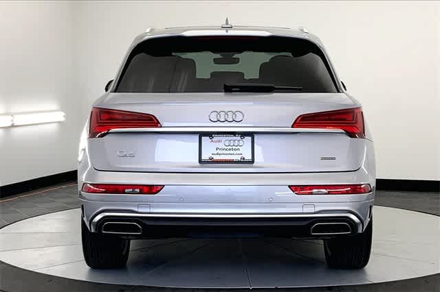 new 2024 Audi Q5 car, priced at $58,910