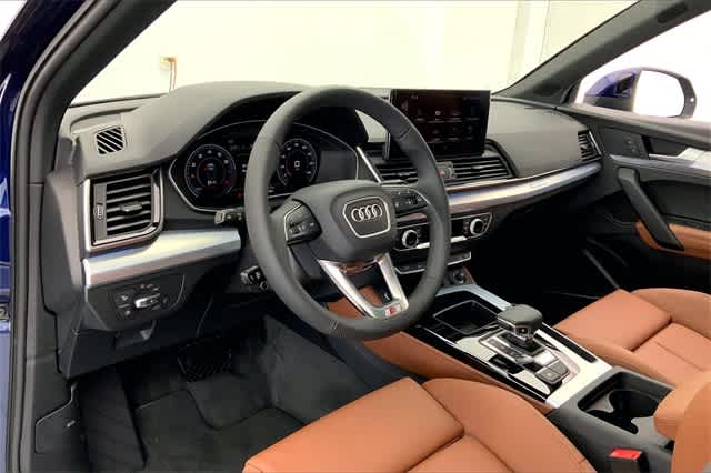 new 2025 Audi Q5 car, priced at $59,380