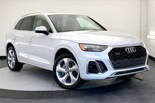 new 2025 Audi Q5 car, priced at $58,215