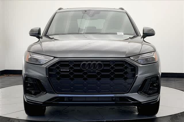 new 2025 Audi Q5 car, priced at $59,380