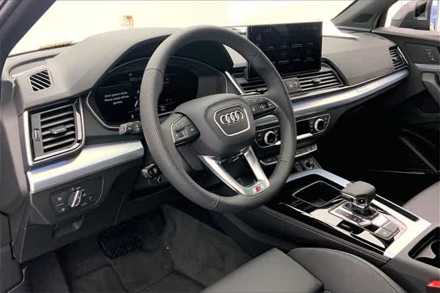 new 2025 Audi Q5 car, priced at $59,380