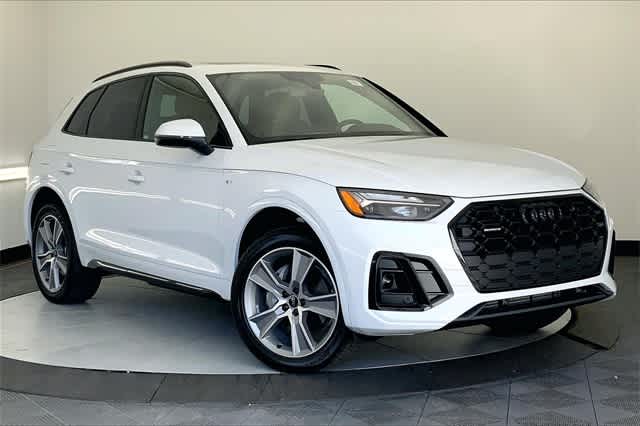 new 2025 Audi Q5 car, priced at $54,130