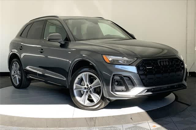 new 2025 Audi Q5 car, priced at $54,000