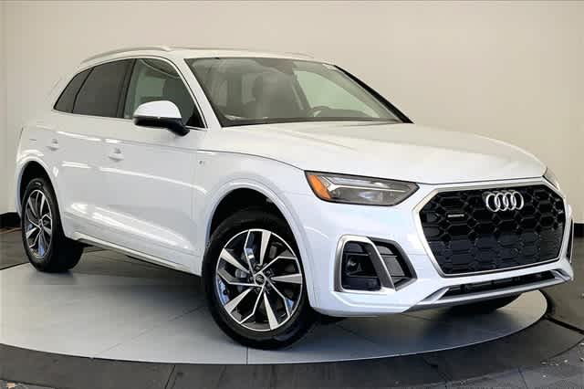 new 2024 Audi Q5 car, priced at $54,090