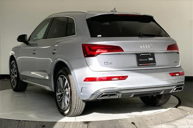 used 2024 Audi Q5 car, priced at $43,162