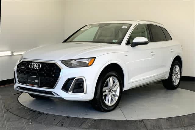 used 2024 Audi Q5 car, priced at $47,284