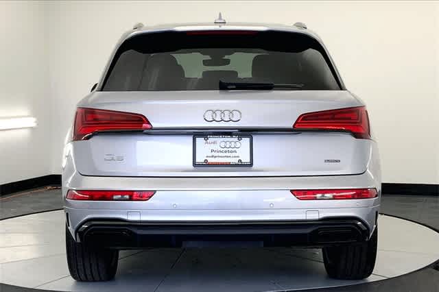 new 2025 Audi Q5 car, priced at $53,665