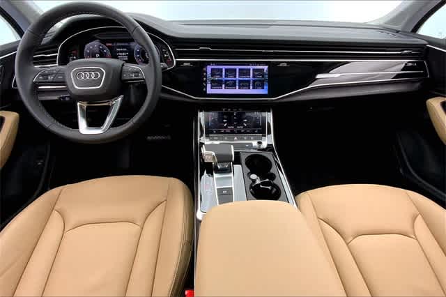 new 2025 Audi Q7 car, priced at $68,180