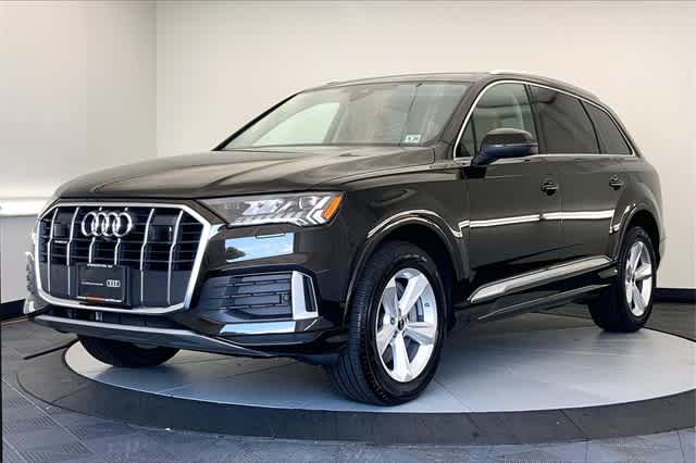 used 2024 Audi Q7 car, priced at $56,991