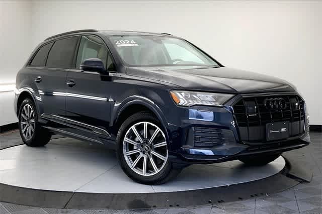 used 2024 Audi Q7 car, priced at $58,999