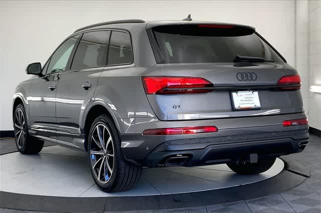 new 2025 Audi Q7 car, priced at $72,500