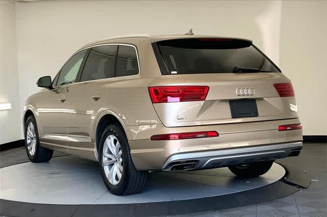 used 2018 Audi Q7 car, priced at $18,424