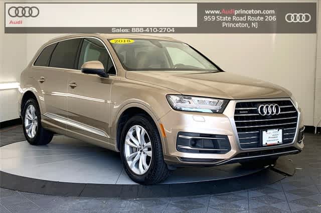 used 2018 Audi Q7 car, priced at $18,424