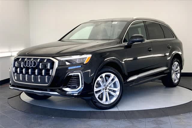 new 2025 Audi Q7 car, priced at $75,800