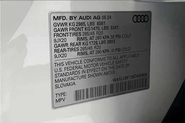 new 2025 Audi Q7 car, priced at $76,055