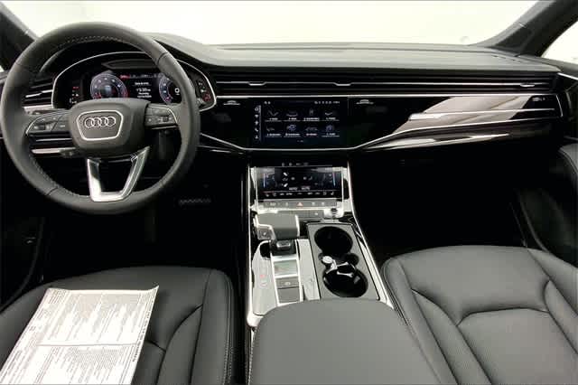 new 2025 Audi Q7 car, priced at $77,880