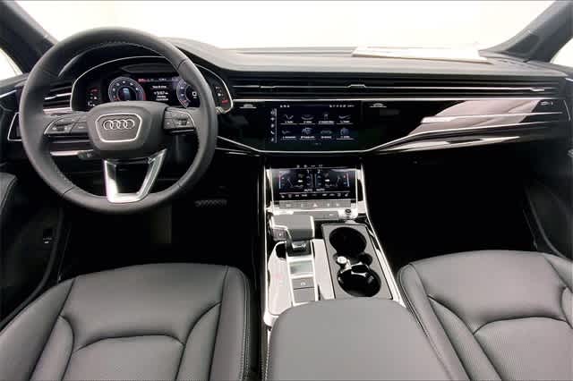 new 2025 Audi Q7 car, priced at $77,880