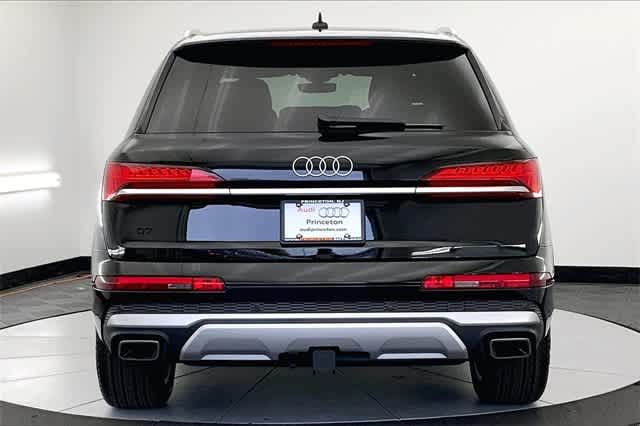 new 2025 Audi Q7 car, priced at $75,635