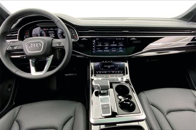 new 2025 Audi Q7 car, priced at $75,800