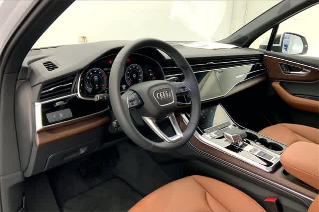 new 2025 Audi Q7 car, priced at $75,635