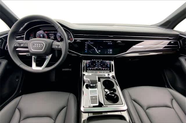 new 2025 Audi Q7 car, priced at $75,800