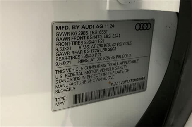 new 2025 Audi Q7 car, priced at $74,700