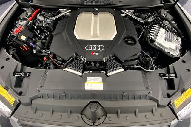 new 2025 Audi RS 6 Avant car, priced at $145,245