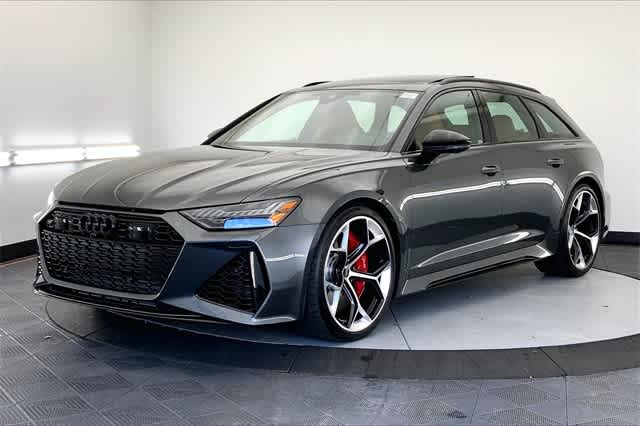 new 2025 Audi RS 6 Avant car, priced at $152,145