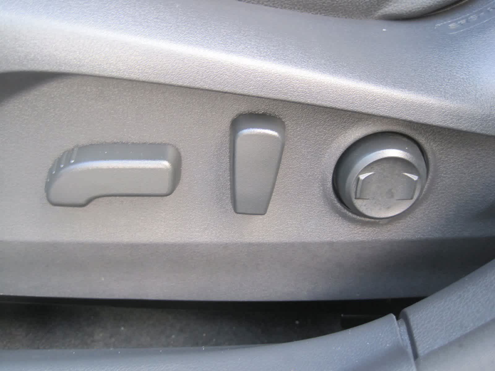 used 2023 Subaru Outback car, priced at $30,686