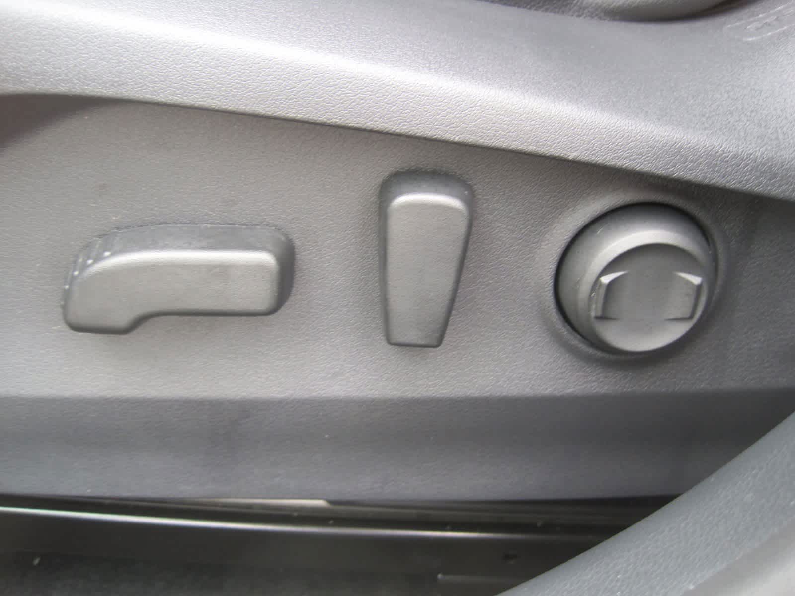 used 2022 Subaru Outback car, priced at $30,017